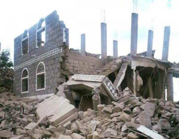 جماعة الحوثي ت تفجّر منزل مواطن في العود بعد يوم من إعدام شيخ قبلي