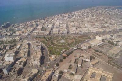 قناة العربية: التحالف يوجه نداء عاجلاً للسكان بالحديدة استعداداً لمعركة تحرير المدينة