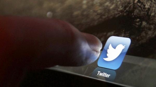 تويتر تكشف أن المخترقين شاهدوا رسائل من 36 حسابًا