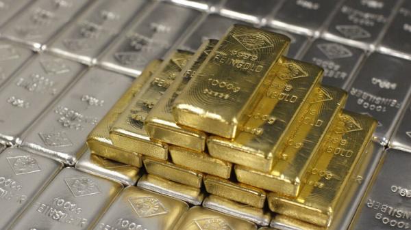 انخفاض جديد للذهب مع ارتفاع الدولار في الأسواق
