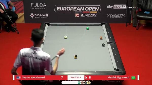 الشاب السعودي خالد الغامدي يتغلب على بطل العالم في بطولة اوروبا للبلياردو (فيديو)