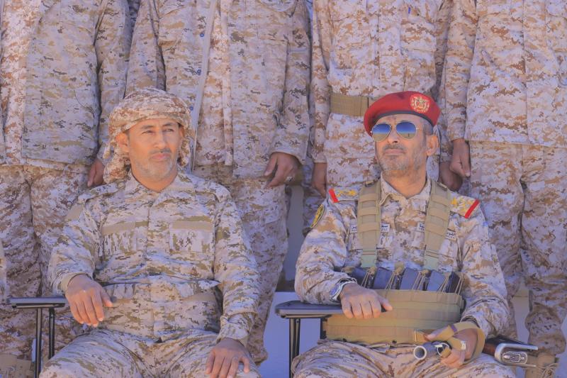 اليمن: رئيس الأركان يدشن الدورة التدريبية للطيران المسير النوعي الاستطلاعي والمقاتل